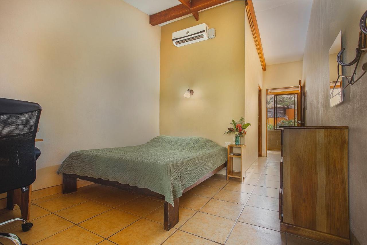 Hotel La Hacienda Quesada  Extérieur photo