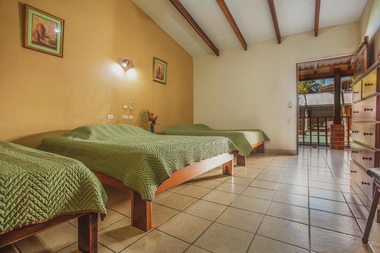 Hotel La Hacienda Quesada  Extérieur photo