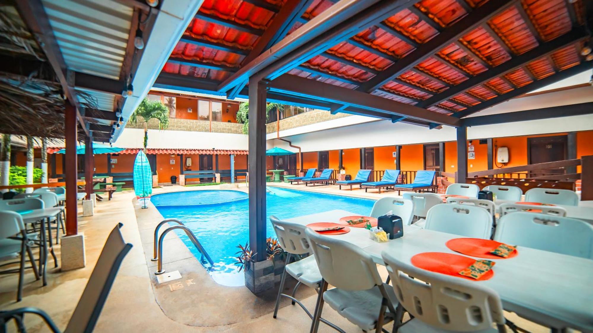 Hotel La Hacienda Quesada  Extérieur photo